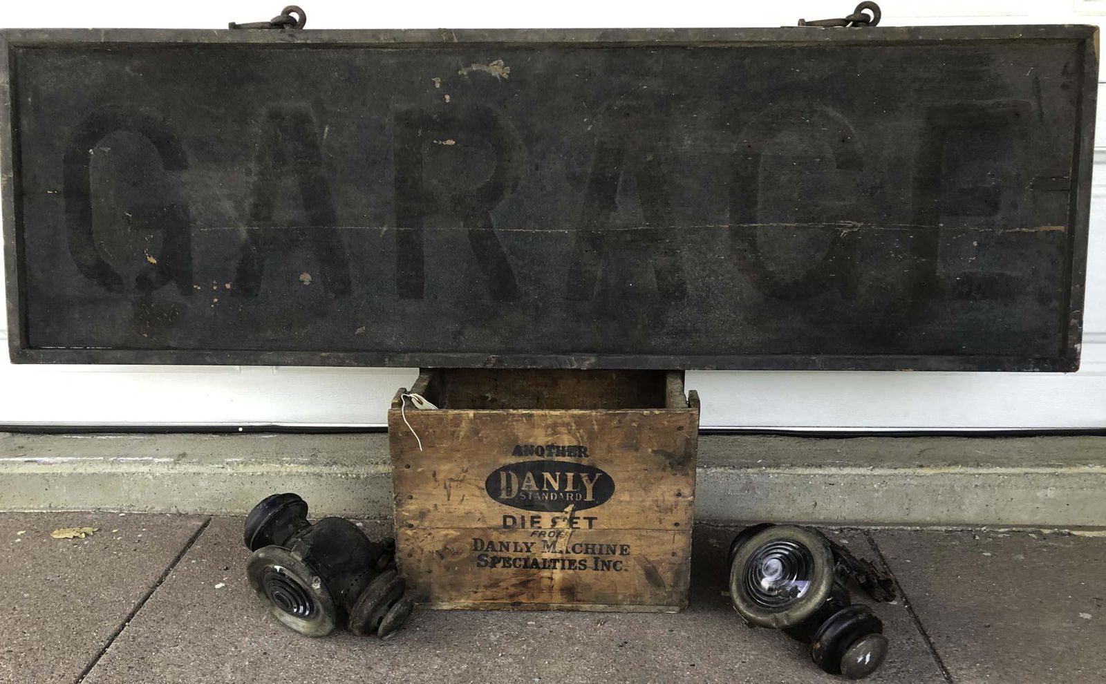 Old wood garage sign with original brackets (1 of 2)