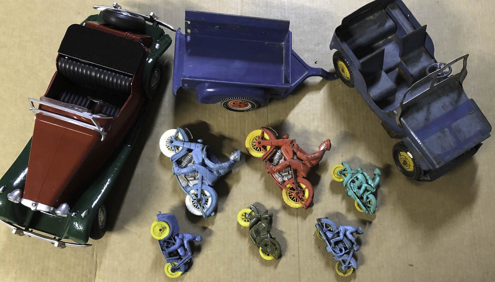 Toys - Doepke MG, tin Jeep, small motorcycles: Toys - repainted Doepke MG, 16 inches lg, tin Jeep, 10 inches lg, tin trailer, six small rubber and plastic motorcycles, from 2 to 4 inches