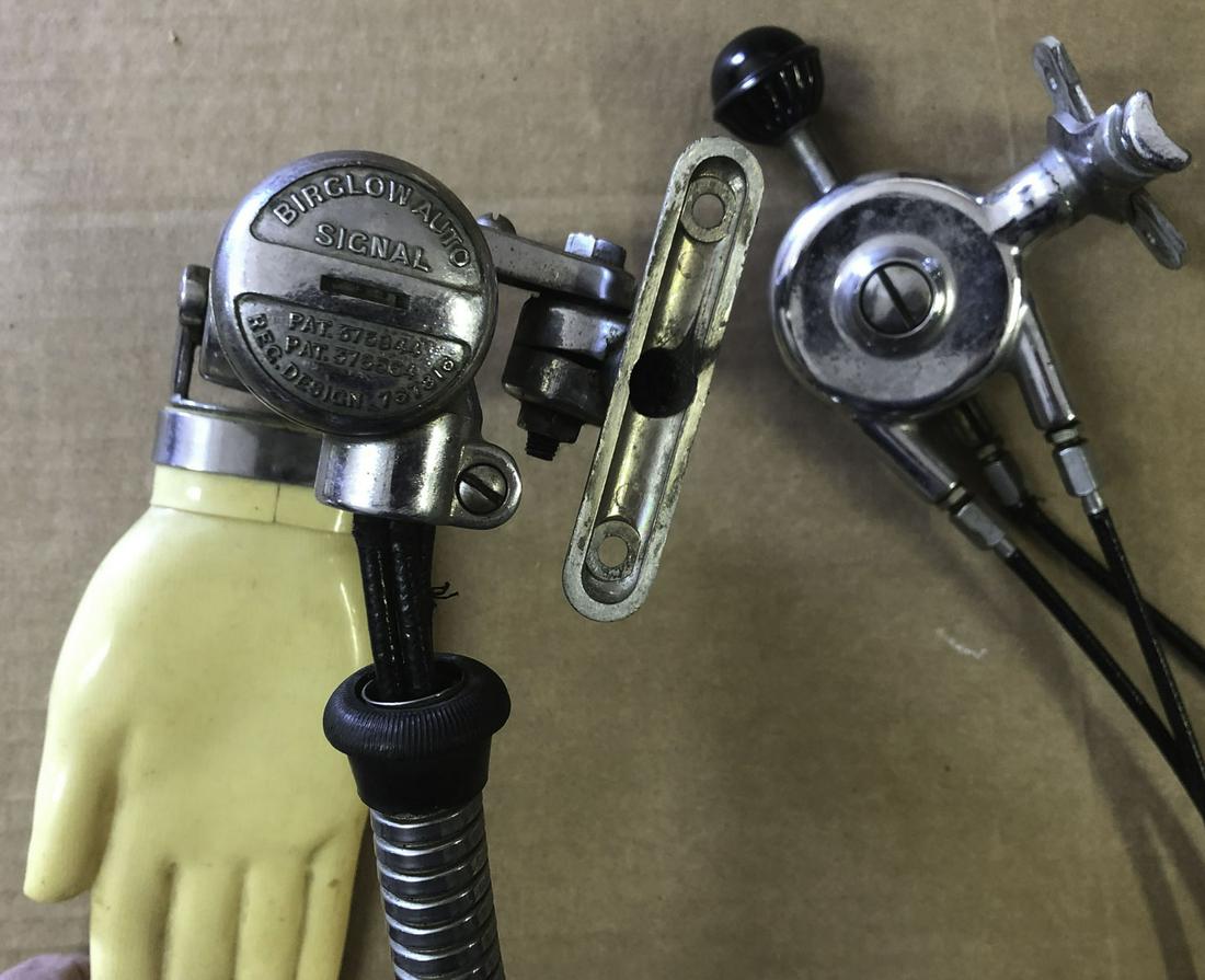 Birglow Auto Signal mechanical hand indicator (1 of 3)