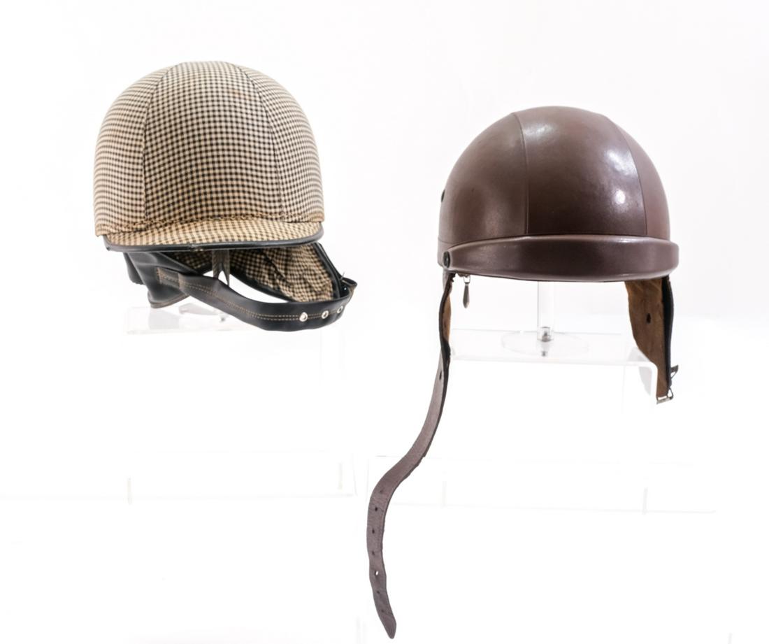 2 Vintage Motorcycle / Vespa Helmets (1 of 4)