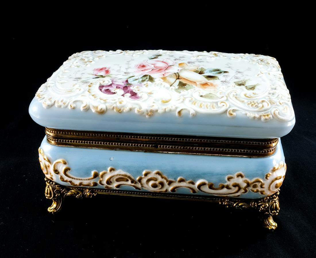 C.F. Monroe Wave Crest Handkerchief Box (1 of 5)