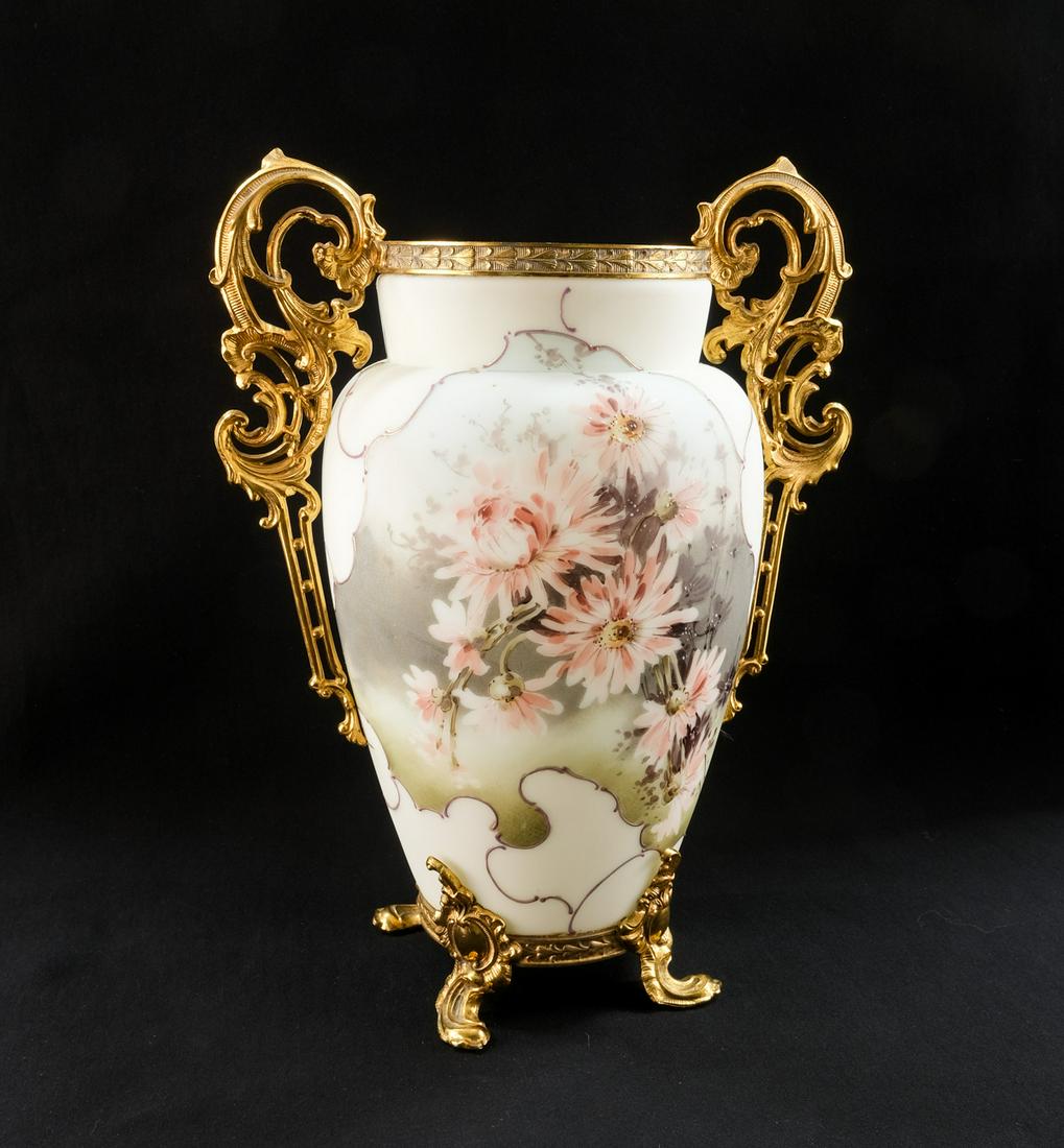 C.F. Monroe Large Wave Crest Vase (1 of 5)