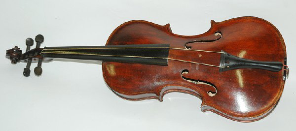 Early 20th C. handmade violin: Signed Giuseppe Pernice M.E. Fecit overall" 23.5" long, body measures 14" x 8" excellent condition