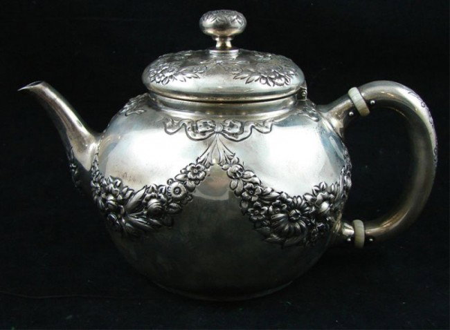 Black Starr & Frost Sterling Teapot 19.5 OZT: 6" x 9" x 5", overall very good, Marked Sterling 510