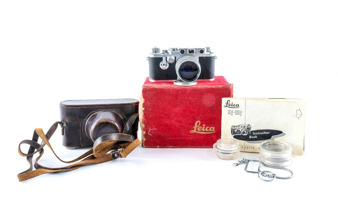 Vintage Leica IIf Camera w/ Box & Accessories (1 of 8)