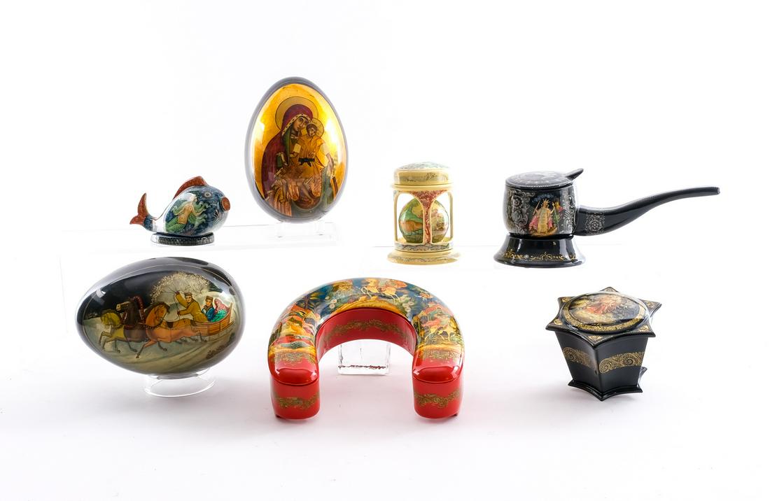7 Unusual Russian Lacquer Boxes (1 of 6)