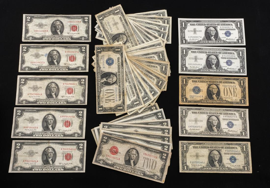 52 Pcs - U.S. $1 and $2 Small Size Notes (1 of 9)