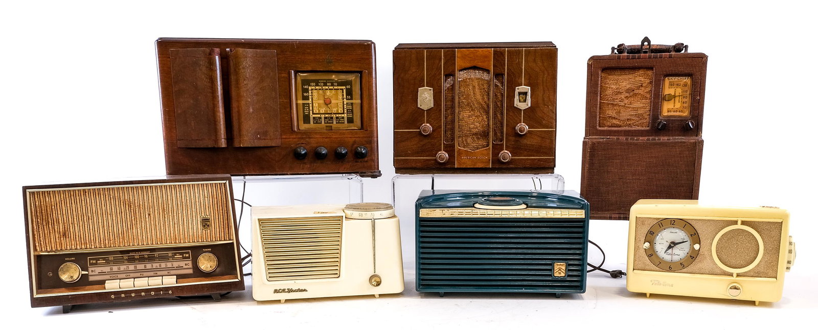 Tabletop and Portable Radios For Repair or Parts: Group of seven tabletop and one portable radio sets, all defective in various respects. Sold as-is. Strictly for parts or repair. Manufacturers include RCA Victor, Tele-tone, Motorola, American Bosch,