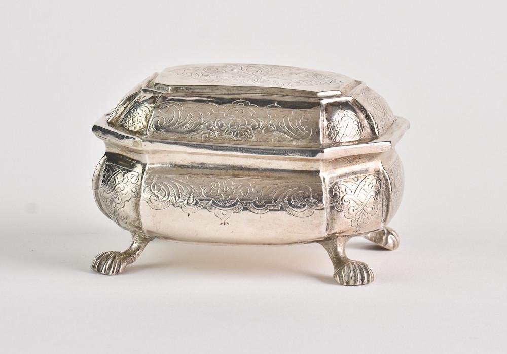 Silver covered trinket or sweetmeat box: Possibly Middle Eastern origin, on raised paw feet, excellent condition, 4.5" W x 2.5" Tall, 5 OZT