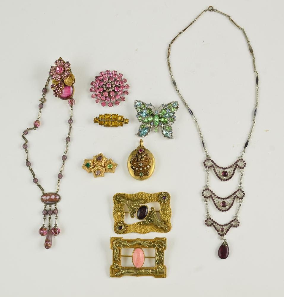 Excellent Vintage Costume Jewelry lot: Two Fashion Necklaces, a Weiss Butterfly pin, an Original by Robert pin, a gilt metal & Coral Chinese pin, Van dell Pin, Coro Pin, and more. all in good useable condition. Minor marks from use, bu