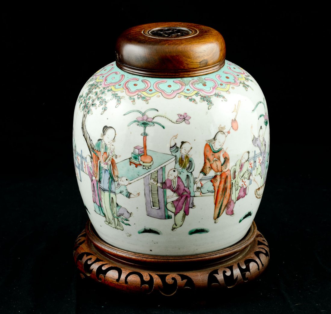 Chinese Famille Rose Jar (1 of 4)