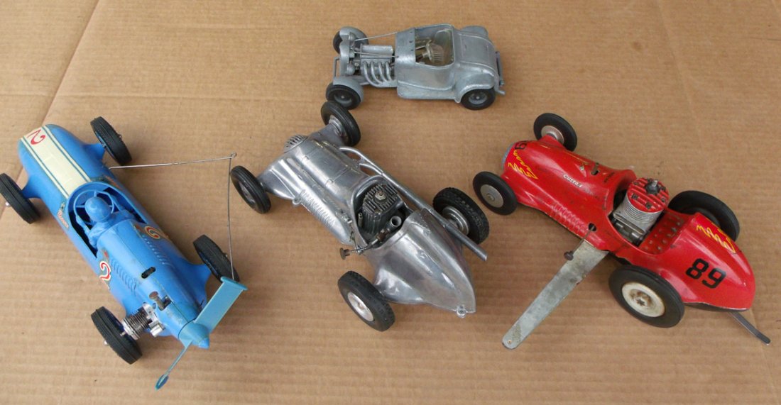 Gas powered racers (1 of 1)