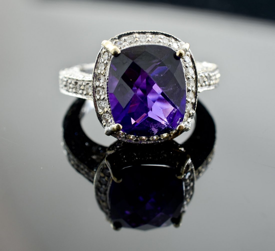 Ladies 18K Amethyst and Diamond Ring (1 of 4)