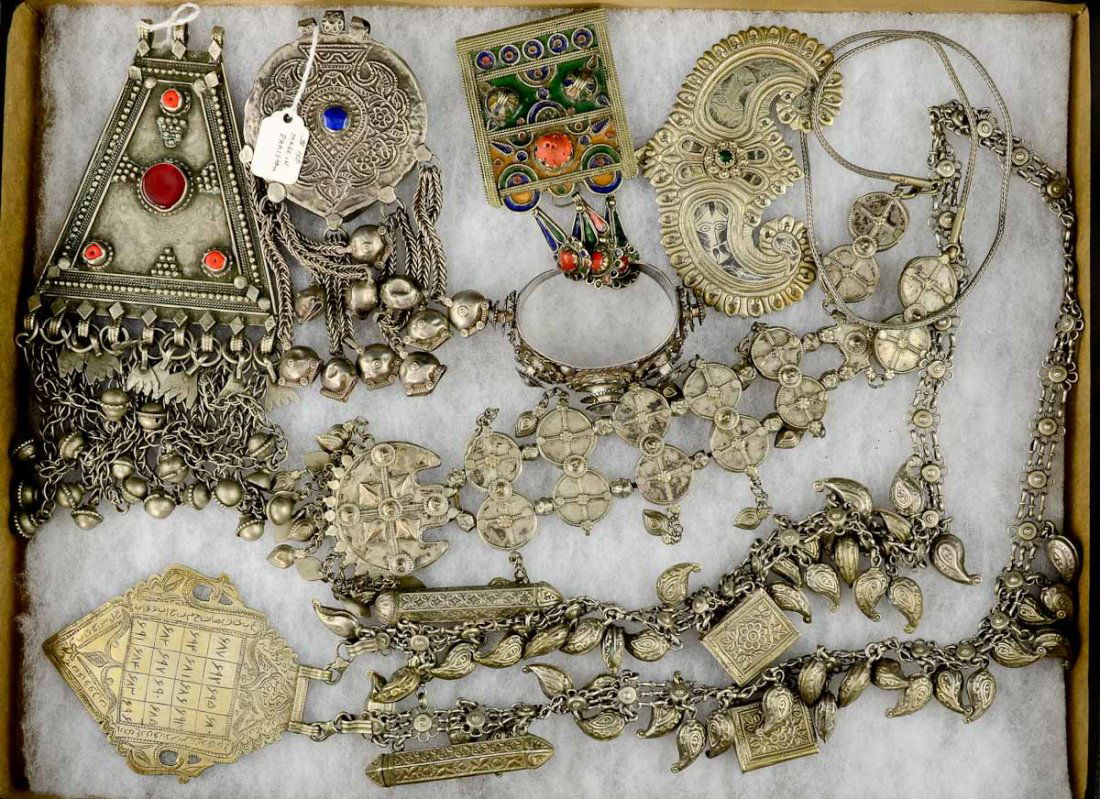 Middle Eastern and Tibetan Jewlery (1 of 3)