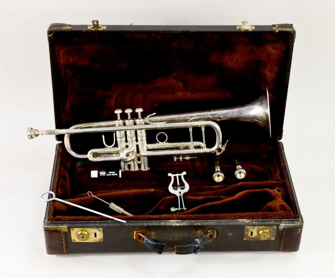 Bach Stradivarius Trumpet Model 37 (1 of 5)