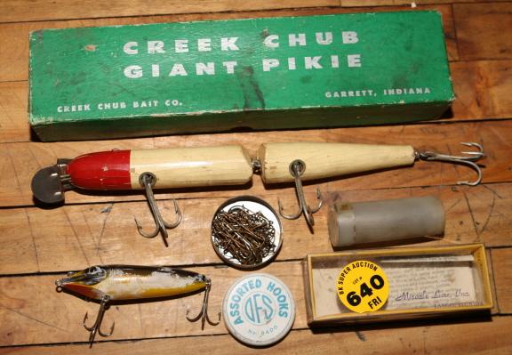 2 - fishing lures: 2 - fishing lures incl Creek Chubb Giant Pikie