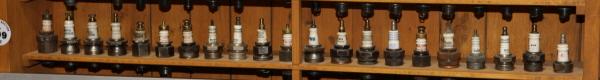 Lot of 21 spark plugs, various makes: Lot of 21 spark plugs, various makes , see additional pics for closer views
