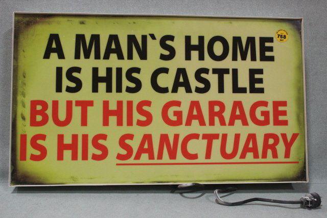 LIGHT UP GARAGE SIGN: LIGHT UP GARAGE SIGN, PLASTIC