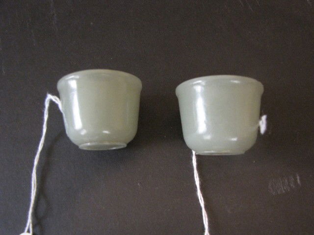 2 jade tea cups: Light Green jade