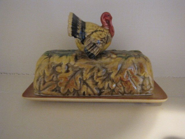 Majolica turkey butterdish: Majolica turkey butterdish