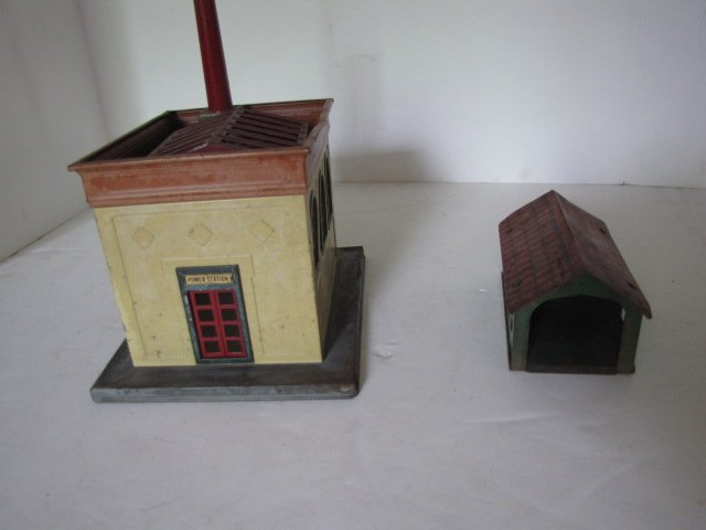 2 Buildings for train set: 2 Buildings for train set, powerhouse and garage
