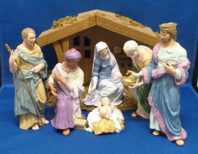 SEVEN PIECE LENOX NATIVITY SET INCLUDING MANGER: SEVEN PIECE LENOX NATIVITY SET INCLUDING MANGER we can recommend local shippers