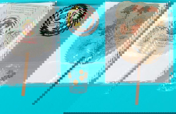 Lot Of 4 Chewing Gum Items: Lot Of 4 Chewing Gum Items: 1 - Carnation Gum hand fan w/ wood handle, 1 - Green Circle Gum hand fan w/ wood handle, 1 - bar shot glass w/ gold gum machines & old coins & 1 - Insuperable Chicle "Aider