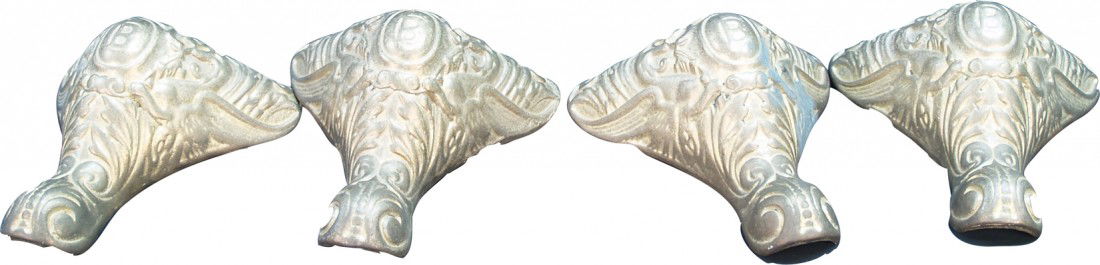 Lot Of 4 Caille Bros. Upright Slot Machine Feet: Lot Of 4 Caille Bros. Upright Slot Machine Feet