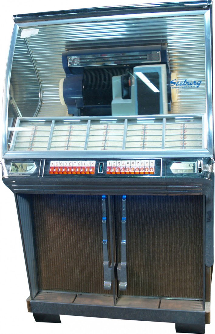Seeburg High Fidelity 100 Selections Jukebox: Seeburg High Fidelity 100 Selections Jukebox, plays 45 RPM records (no records)Not Working