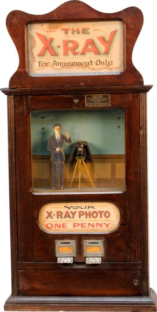 1 Cent "The X-RAY" Your Photo Amusement Machine: 1 Cent "The X-RAY" Your Photo Amusement Machine, in working condition