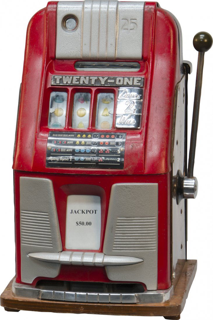 25 Cent Mills Novelty Hi-Top "Twenty-One" Slot Mac: 25 Cent Mills Novelty Hi-Top "Twenty-One" Slot Machine, c1952, "Deuce-2-Wild" w/ jackpot, free play w/ key