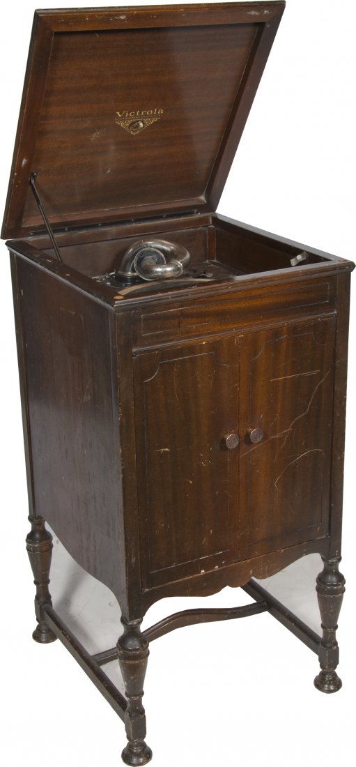 Victrola VV4-3 Orthophonic Wood Consolette Phonograph: Victrola VV4-3 Orthophonic Wood Consolette Phonograph, 2-Door Cabinet w/ Built-In Speaker & Storage, No. 68176 c1920s, Victor Talking Machine Co. Camden, New Jersey, Cabinet has some wear - 19" x 19" 
