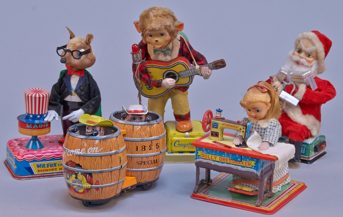 Lot of 5 - Vintage Misc. Made In Japan Toys:: Lot of 5 - Vintage Misc. Made in Japan Toys: 1 - HEY! Come On $2,000.00 Reward W. McBlack, litho. tin, battery op. - 6"h., 1 - Fox The Magician Blowing Magical Bubbles, litho. tin, battery op. - 10"h.