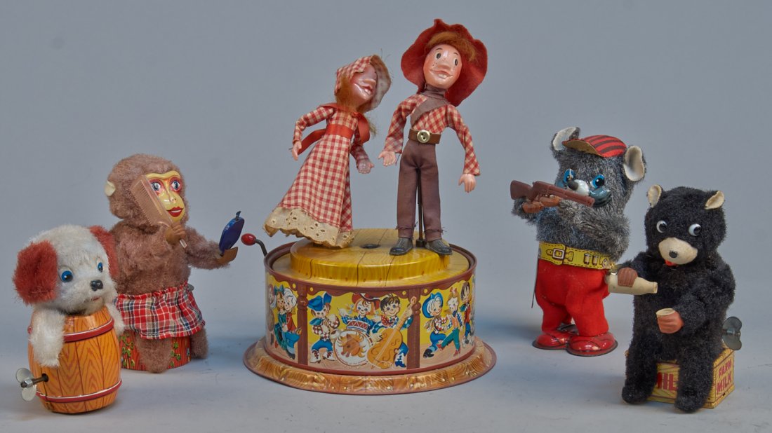Lot of 5 - Vintage Misc. Wind-Up Toys:: Lot of 5 - Vintage Misc. Wind-Up Toys: 1 - Square Dancing Twins, Music Box, Mattel, USA., litho. tin base, celluloid figures, fabric - 10"h., 1 - barking dog in barrel, Made in Japan, litho. tin - 5"h