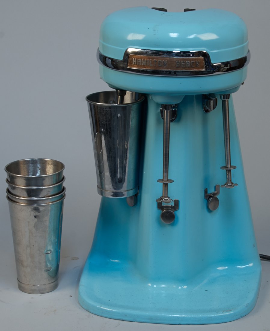Hamilton Beach Model No. 940 Vintage Countertop 3-Speed: Hamilton Beach Model No. 940 Vintage Countertop 3-Speed Triple Soda Fountain Malt/Shake Mixer w/ 3 Stainless Steel Cups, Blue porcelain base, Rare