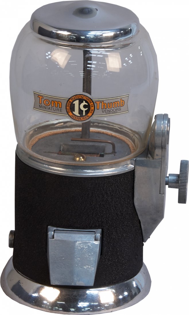 1 Cent Fielding MFG. Co. Tom Thumb Black Countertop Ven: 1 Cent Fielding MFG. Co. Tom Thumb Black Countertop Vending Machine w/ "Tom Thumb Miniature Vendors" Fielding decal, Chrome & black base w/ short globe c1936 w/ key
