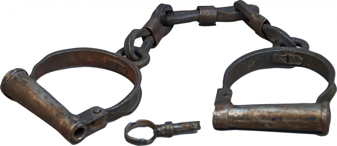 Pair of Antique Houdini-Style Metal Handcuffs: Pair of Antique Houdini-Style Metal Handcuffs w/ key