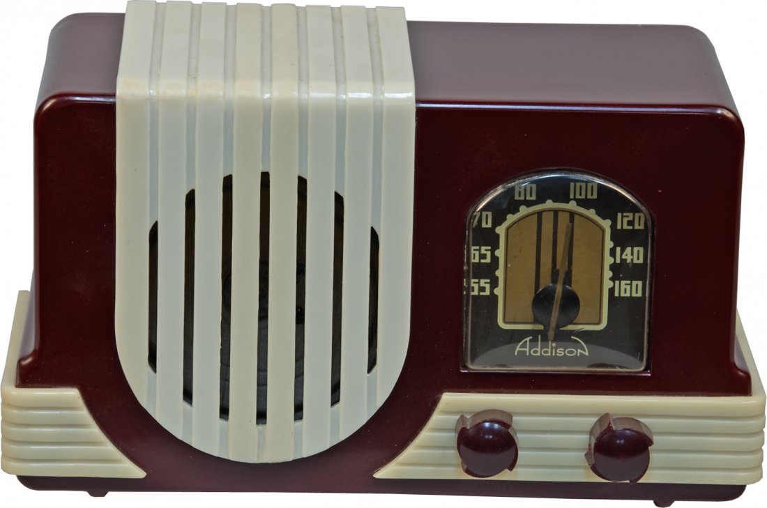 Addison Chassis No. R5A1 Electric Tabletop Catalin Radi: Addison Chassis No. R5A1 Electric Tabletop Catalin Radio, Addison Industries Ltd. Toronto, Canada, Maroon & white w/ label, No back panel, Great condition