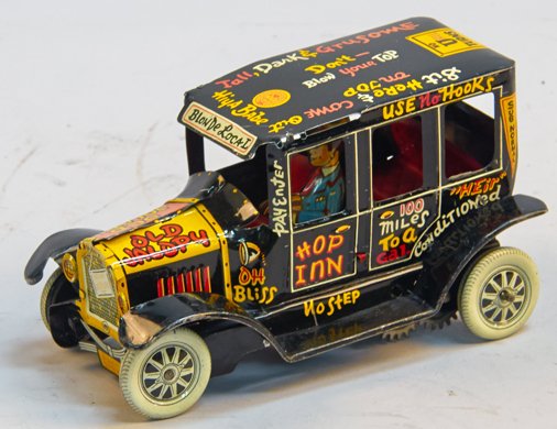 Vintage Marx, USA., Old Jalopy Car: Vintage Marx, USA., Old Jalopy Car, Post-War, litho. tin, wind-up, works - 7"l