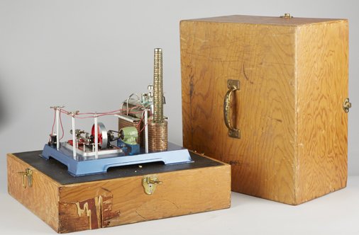Model Steam Generator in Wooden Carrying Case: Model Steam Generator in Wooden Carrying Case w/ Latches & Handle, "South Bay Unit 4 1/4", Has 2 drawers w/ matches, dry fuel, funnels, brush, tools & other materials, Has partial instructions, Wilhel