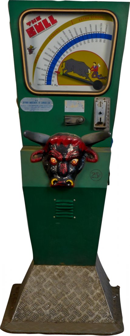 25 Cent Vintage "The Bull" Floor Strength Tester Arcade: 25 Cent Vintage "The Bull" Floor Strength Tester Arcade Machine by Zamperla's Amusement Devices, Quebec & supplied by Skyhigh Amusement of Canada Ltd., Squeeze horns to test strength, Original conditi