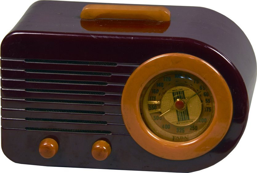 Vintage FADA Model 115 "Bullet" Table Top Catalin Radio: Vintage FADA Model 115 "Bullet" Table Top Catalin Radio c1941, by Fada Radio & Electric Company, New York, NY., in original condition