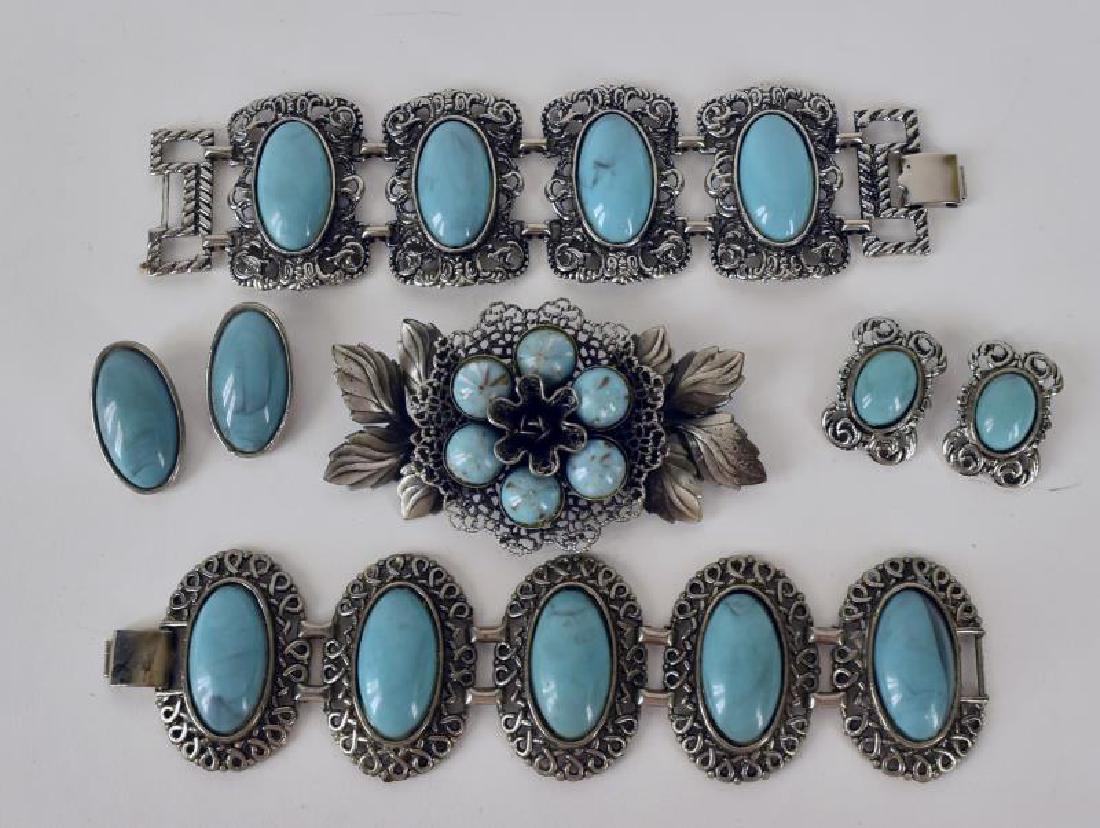 Collection Of Vintage Turquoise Jewelry (1 of 1)
