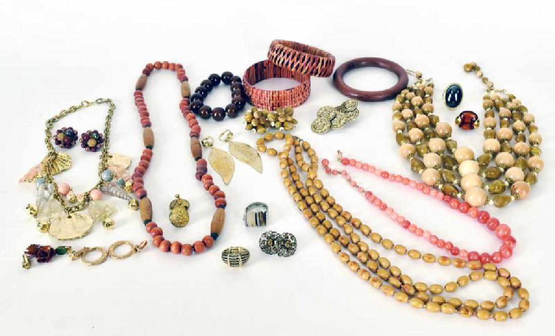 Collection Of Wood Bead Jewelry (1 of 3)