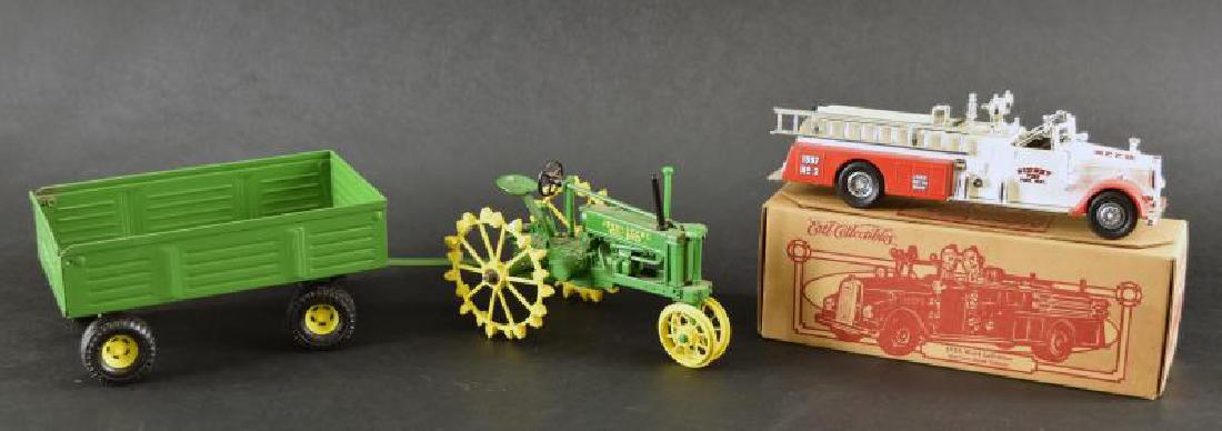 Ertl Fire Truck Bank (1 of 1)