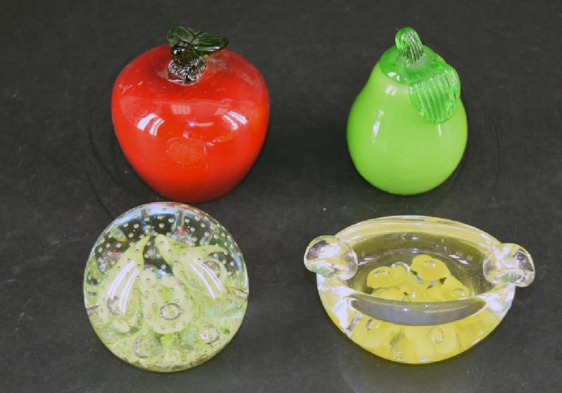 St Clair Paperweights (1 of 2)