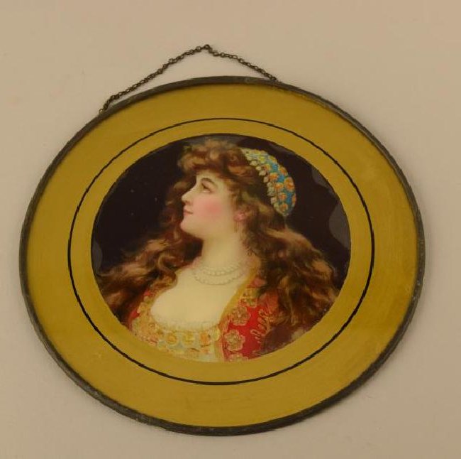 Victorian Woman Flue Cover (1 of 1)
