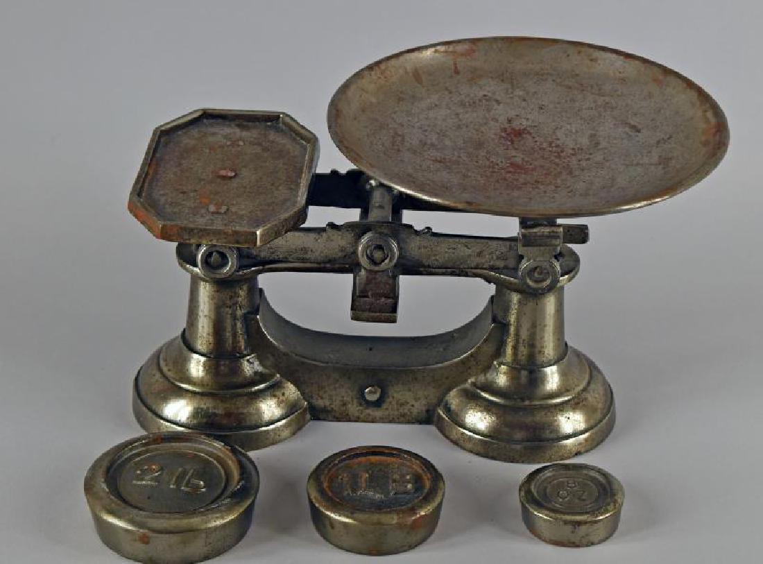 Primitive Early Cast Iron Scale (1 of 3)