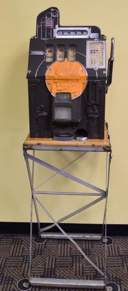 1930's Bell Fruit Gum $.25 Slot Machine (1 of 6)