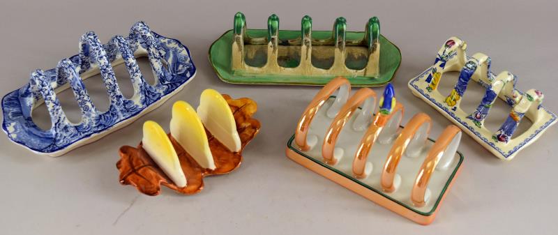 Shelley England Green Toast Holder: Together With Burslem England Toast Holder, A Mason's Toast Holder, A Nippon Toast Holder And An Unmarked Toast Holder. All Are In Good Condition, No Nicks, Chips Or Cracks. The Largest Blue And White